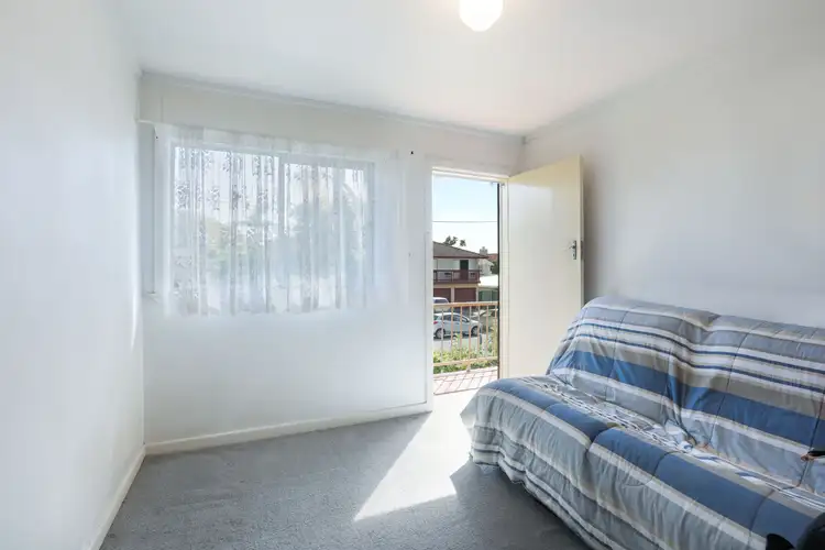 Fifth view of Homely unit listing, 2/6 Adori Street, Chevron Island QLD 4217
