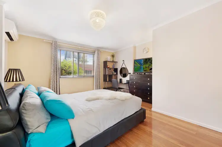 Sixth view of Homely unit listing, 8/15-17 George Avenue, Broadbeach QLD 4218