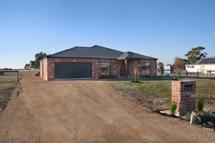 61 Albert Street, Clunes VIC 3370