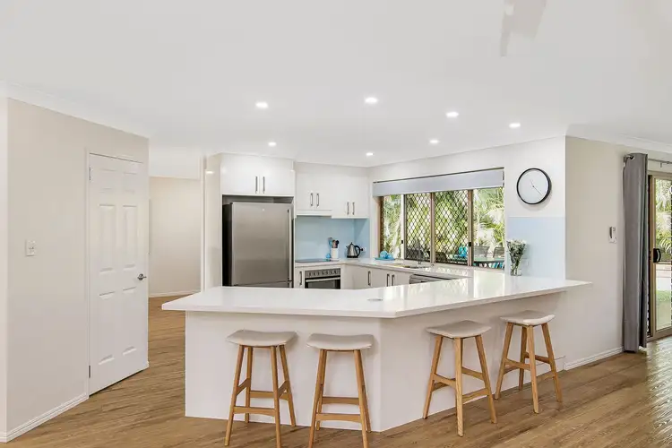 Second view of Homely house listing, 35 Mansfield Place, Mansfield QLD 4122