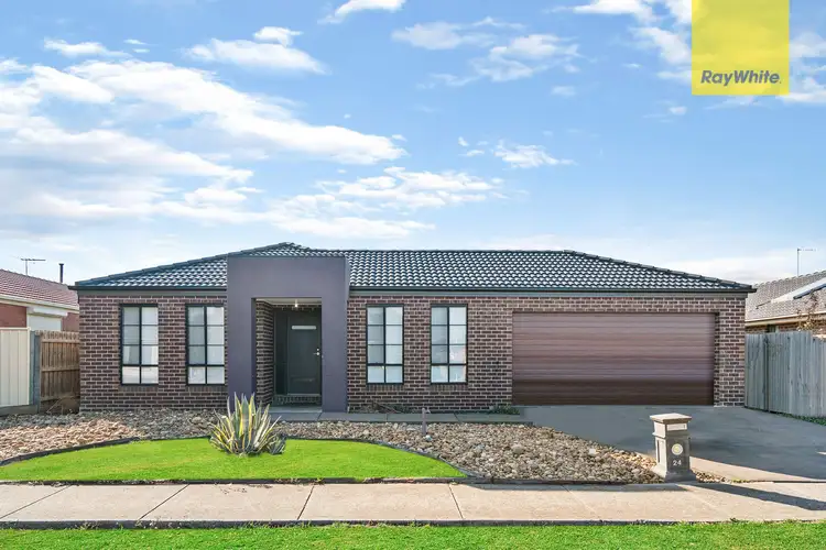 24 Tawrrific Street, Kurunjang VIC 3337