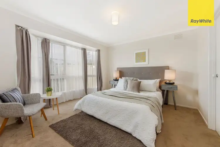 Sixth view of Homely house listing, 1 Redbank Court, Kings Park VIC 3021