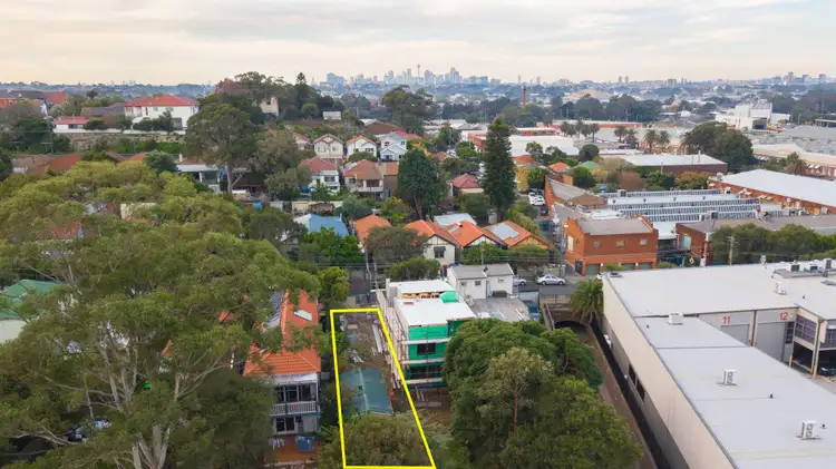130 Warren Road, Marrickville NSW 2204