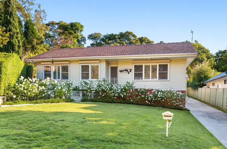 3 Gillian Street, Kotara South NSW 2289