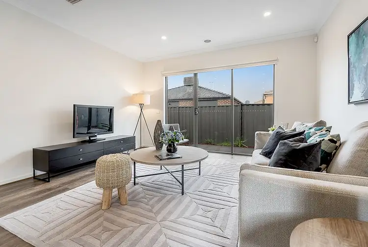 Fifth view of Homely house listing, 11 Marara Street, Craigieburn, Craigieburn VIC 3064