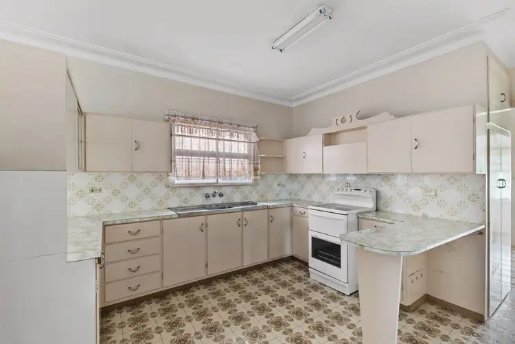 Fifth view of Homely house listing, 276 Scarborough Road, Scarborough QLD 4020