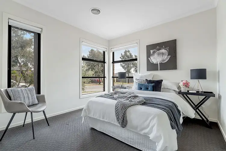 Third view of Homely house listing, 7 Pearce Way, Craigieburn VIC 3064