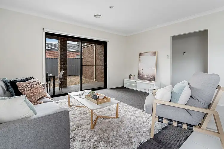 Seventh view of Homely house listing, 7 Pearce Way, Craigieburn VIC 3064