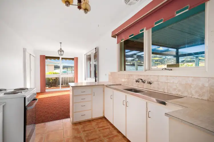 Fourth view of Homely house listing, 4 Kirra Court, Pakenham VIC 3810