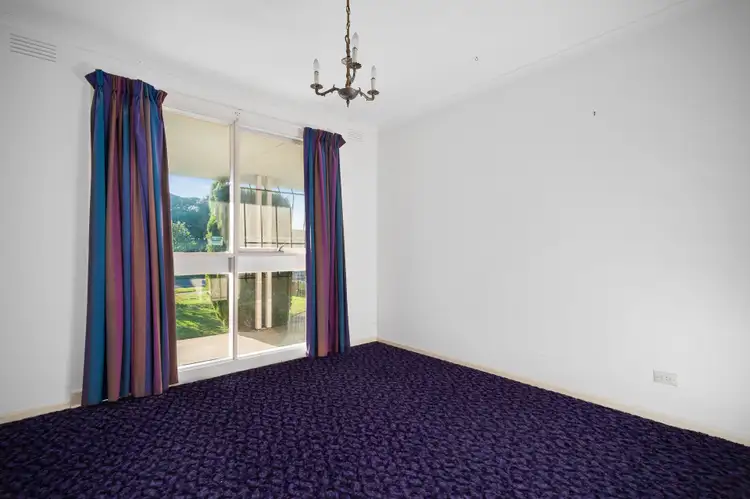 Sixth view of Homely house listing, 4 Kirra Court, Pakenham VIC 3810