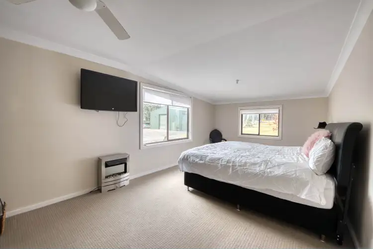 Seventh view of Homely house listing, 6 Bulfins Place, Hill Top NSW 2575