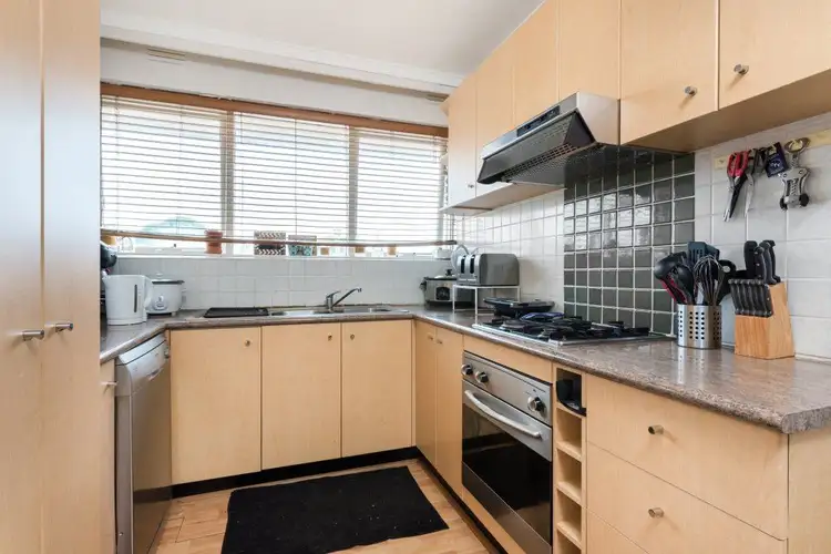 Main view of Homely unit listing, 7/5 Crewe Road, Hughesdale VIC 3166