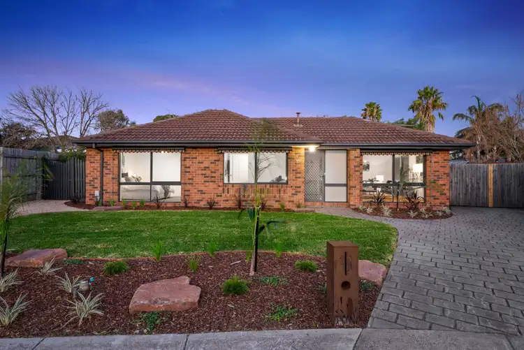 11 Idriess Court, Mill Park VIC 3082
