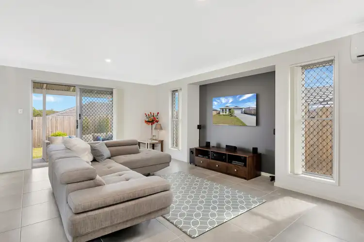 26 William Street, Collingwood Park QLD 4301