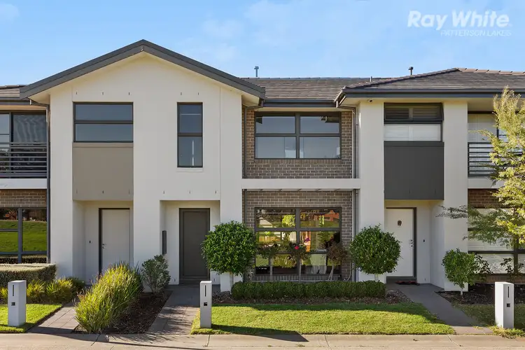 6 Hope Court, Waterways VIC 3195