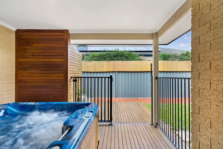 Sixth view of Homely house listing, 5 Dalziel Drive, Mernda VIC 3754