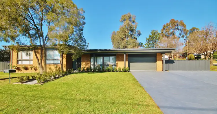 18 Cowper Street, Young NSW 2594