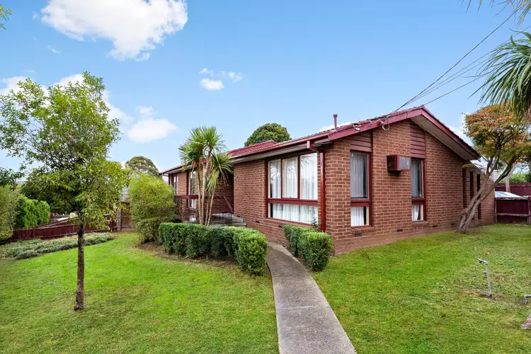 17 Silverton Drive, Noble Park North VIC 3174