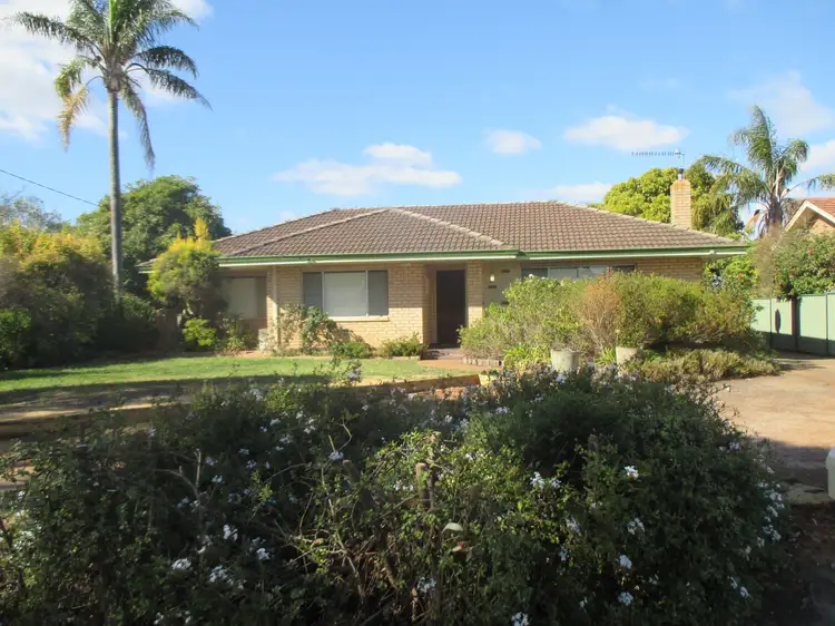 39 Annie Street, Katanning WA 6317