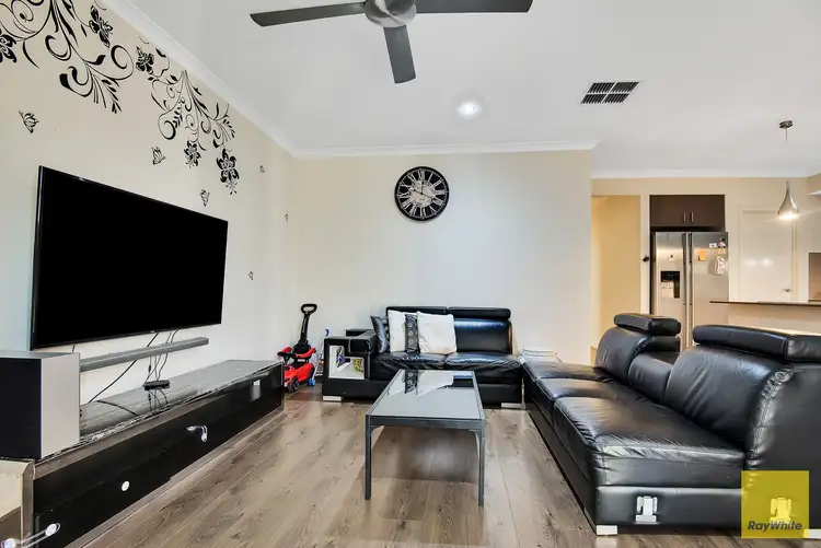 8 Branagh Walk, Truganina VIC 3029