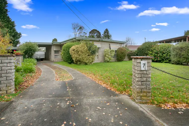 7 Venice Court, Frankston VIC 3199