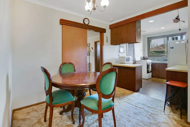 Fifth view of Homely house listing, 7 Venice Court, Frankston VIC 3199