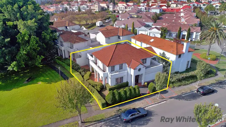12 Brompton Road, Kensington NSW 2033