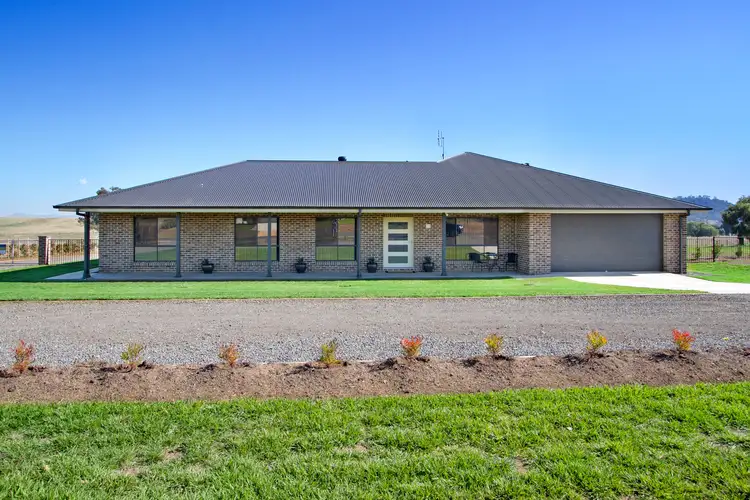 Main view of Homely house listing, 5 Wandella Court, Tamworth NSW 2340
