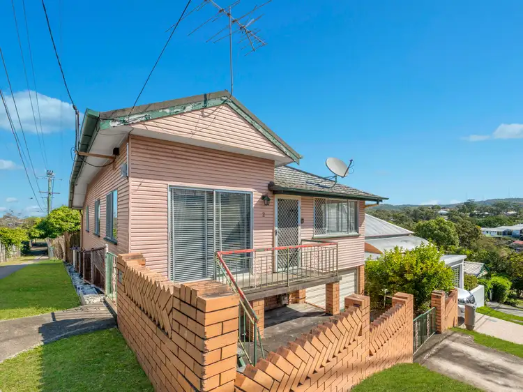 2 Soudan Street, Bardon QLD 4065