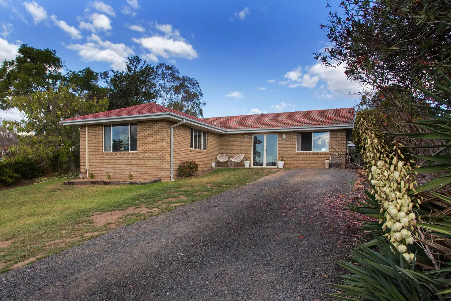 Main view of Homely house listing, 10 Robinson Street, Canowindra NSW 2804
