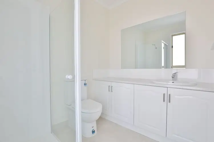 Sixth view of Homely house listing, 1/3 Shiraz Court, Mildura VIC 3500