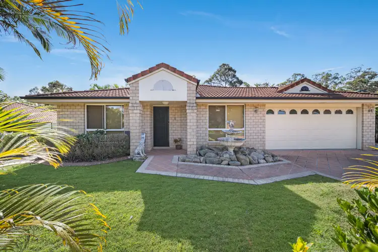 2 Whistler Close, Heritage Park QLD 4118