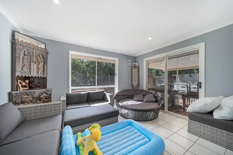 Sixth view of Homely house listing, 2 Whistler Close, Heritage Park QLD 4118