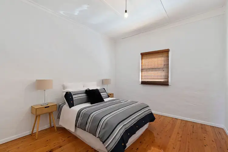 Fifth view of Homely house listing, 1 Tulip Street, Wynnum QLD 4178