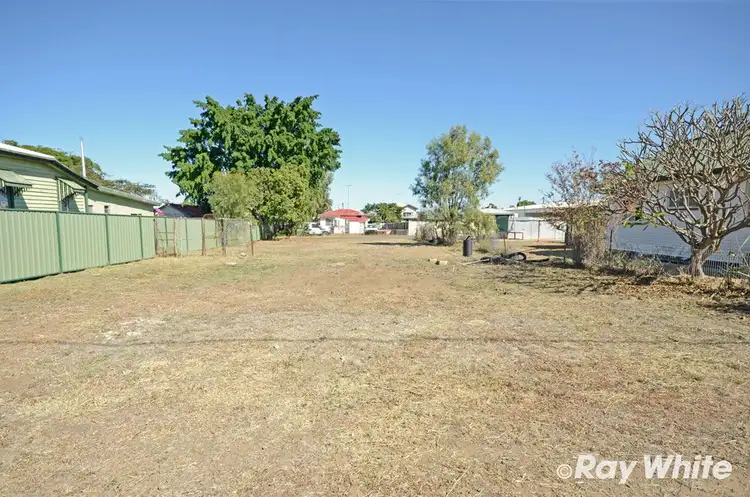 35 Kroombit Street, Biloela QLD 4715