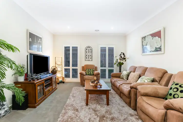 Seventh view of Homely house listing, 98 Allumba Way, Wollert VIC 3750