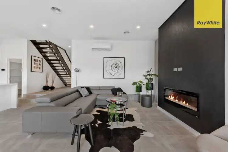 Fifth view of Homely house listing, 16 Waters Way, Hillside VIC 3037