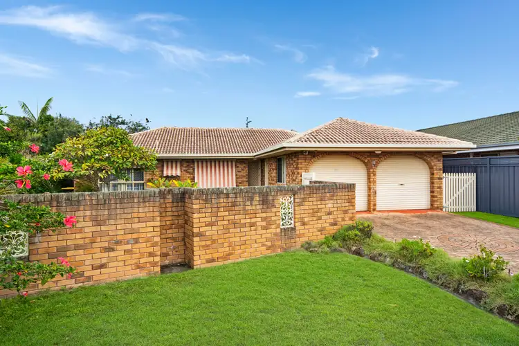 20 Kookaburra Court, Yamba NSW 2464