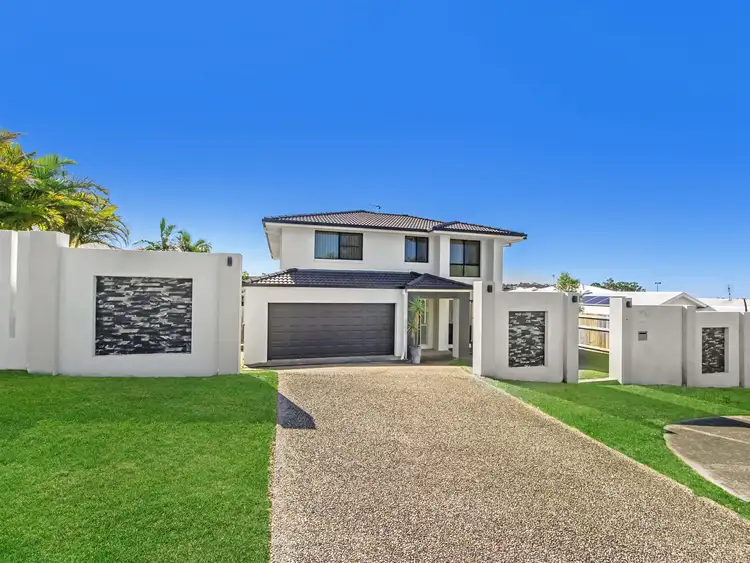9 Laughlen Chase, Pacific Pines QLD 4211
