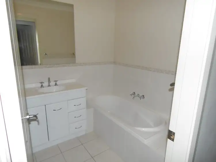 Seventh view of Homely other listing, 78B Close Street, Parkes NSW 2870