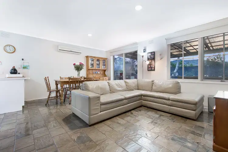 Fifth view of Homely house listing, 8 Jalna Close, Mulgrave VIC 3170