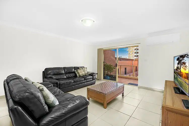 Third view of Homely apartment listing, 8/5 William Street, Fairfield NSW 2165