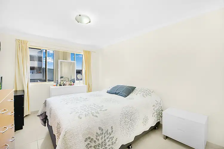 Fourth view of Homely apartment listing, 8/5 William Street, Fairfield NSW 2165