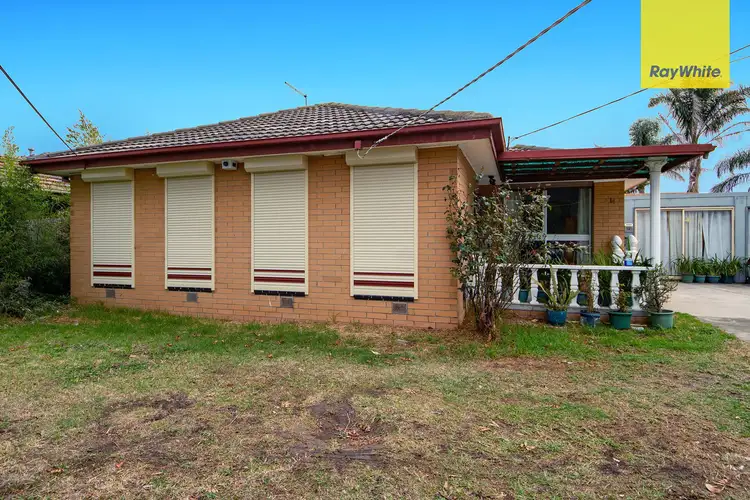 14 Grantham Parade, St Albans VIC 3021