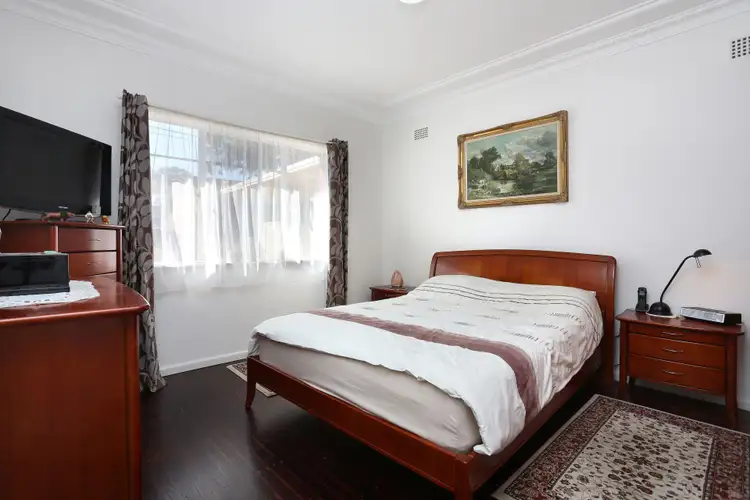 Sixth view of Homely house listing, 37 Myddleton Avenue, Fairfield NSW 2165