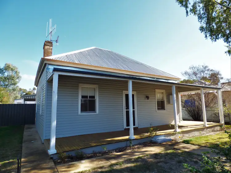 49 Flint Street, Forbes NSW 2871