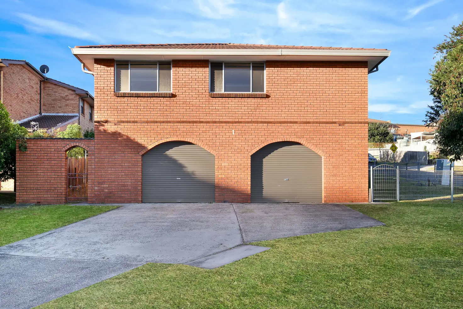 Main view of Homely block of units listing, 1 Melinda Grove, Lake Heights NSW 2502