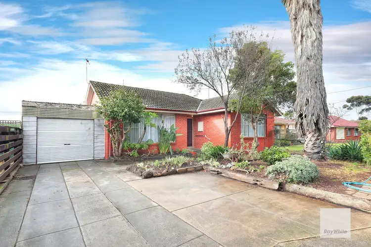 25 Thomson Avenue, Laverton VIC 3028