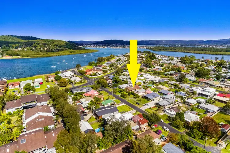 Second view of Homely house listing, 10 Restella Avenue, Davistown NSW 2251