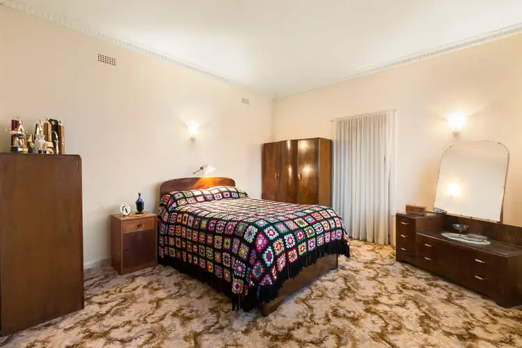 Fifth view of Homely house listing, 1 Rendell Court, Hughesdale VIC 3166